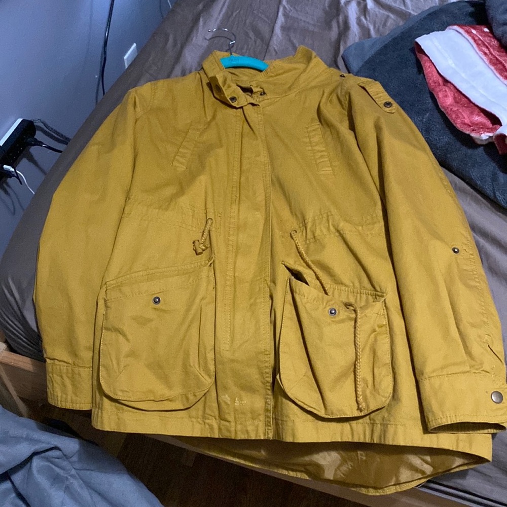 Yellow jacket